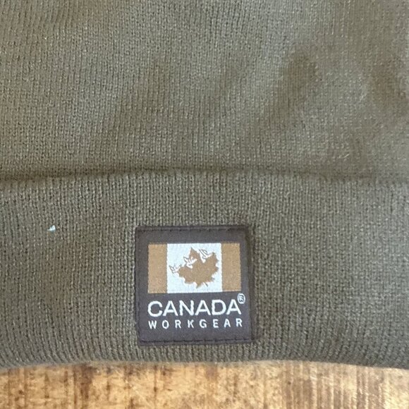 Canada Work Gear Beanie Knit Stocking Cap Hats 2 Pack Green Black NWT Winter - Picture 3 of 6
